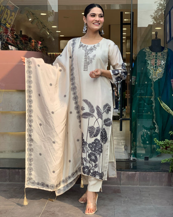 *Introducing New 3 pcs set for party wear*
